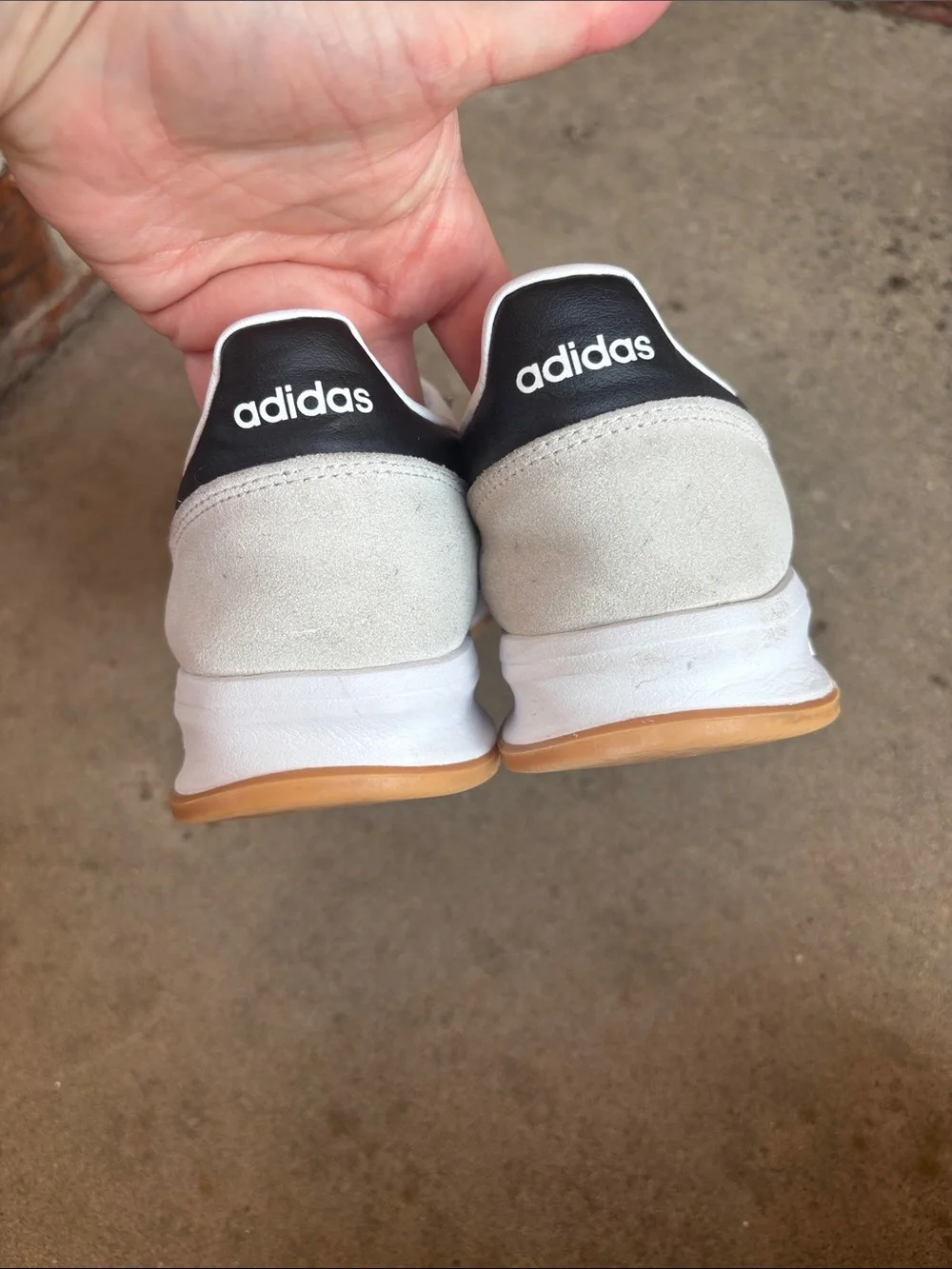 Adidas run 70 2.0 sneakers! Women’s 9